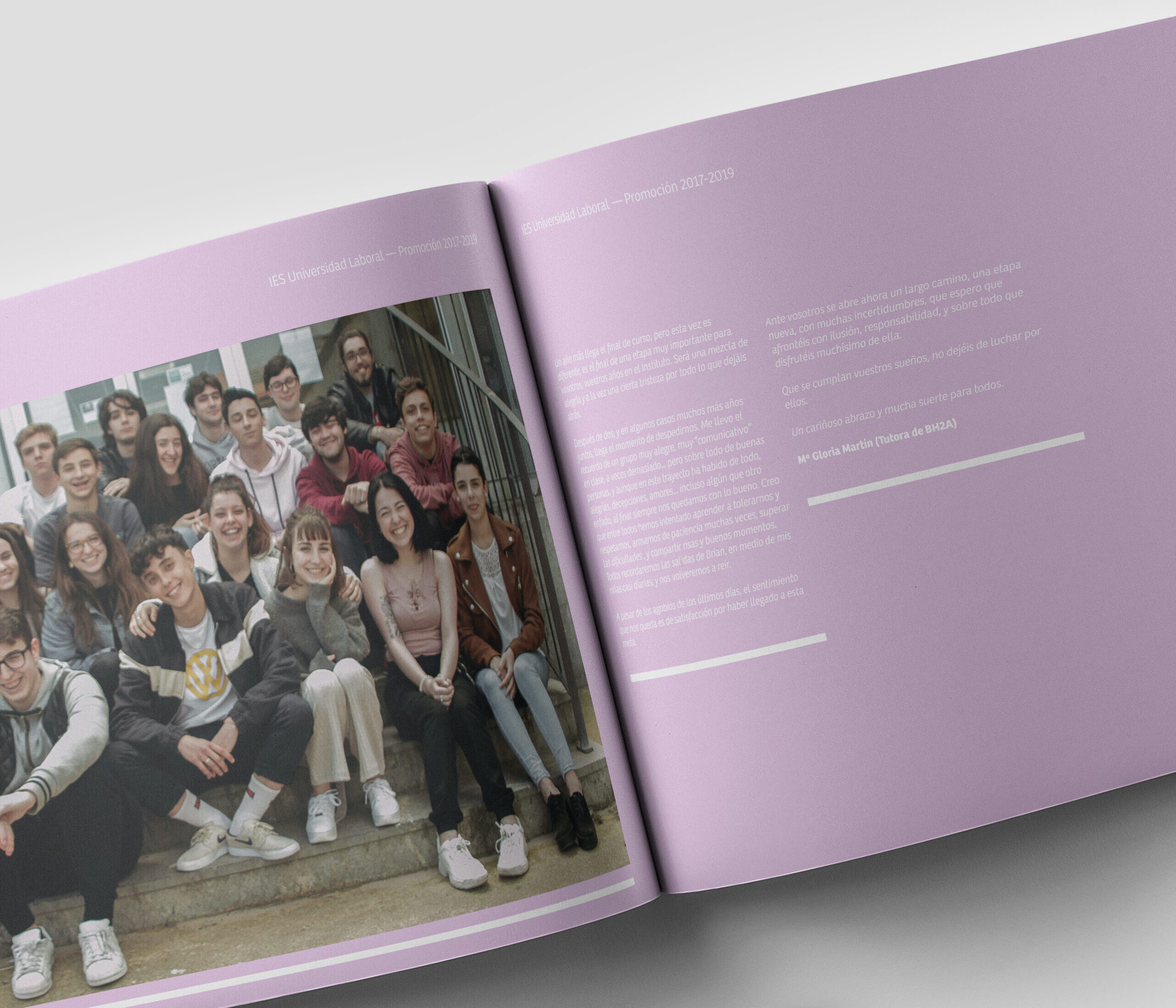 Diseño editorial y maquetación. Página doble color violeta con foto grupal y mensaje del tutor. Anuario IES Universidad Laboral de Gijón. Promoción 2017-2019.